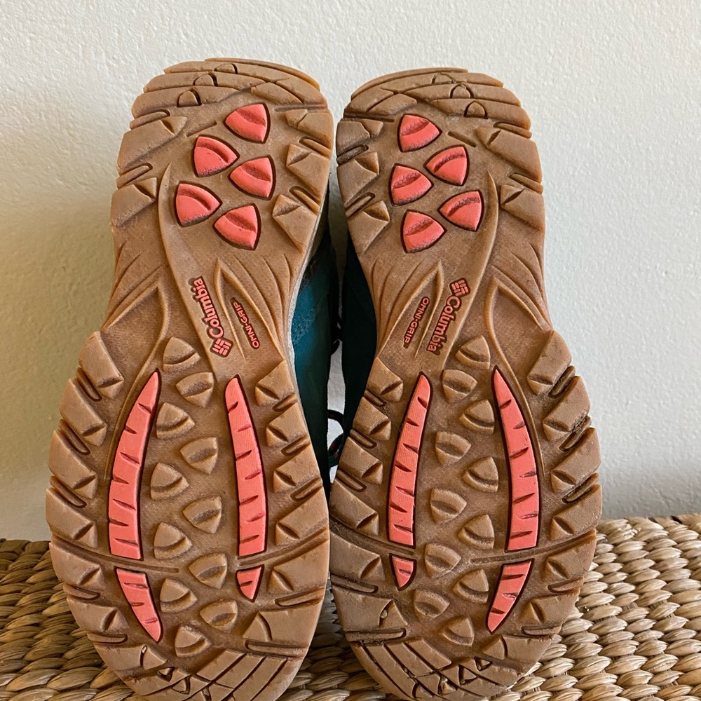 Womens Columbia Hiking boots - Picture 11 of 13